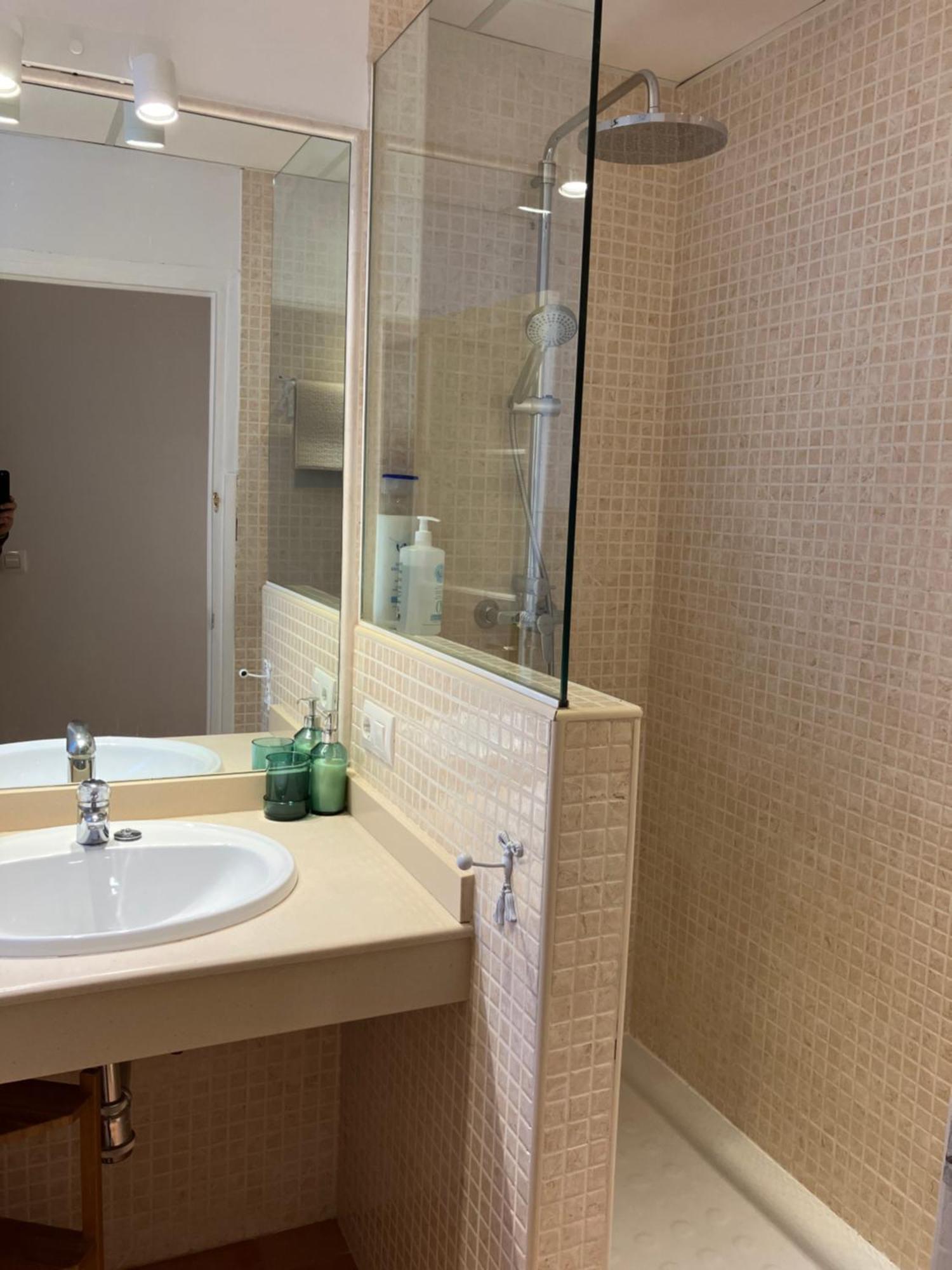 2 Bedroom Virgen De Begona Seville Luaran gambar