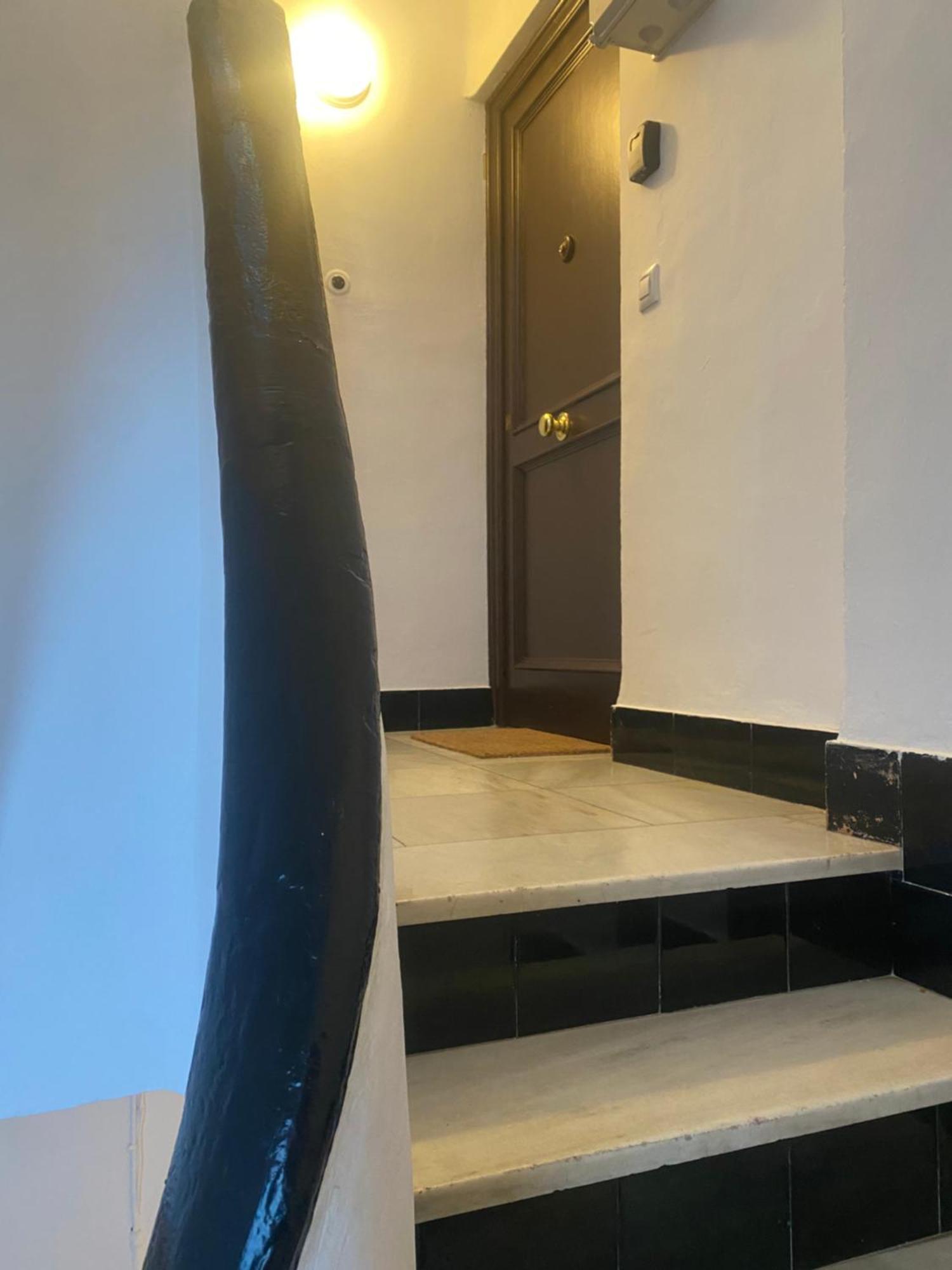 2 Bedroom Virgen De Begona Seville Luaran gambar