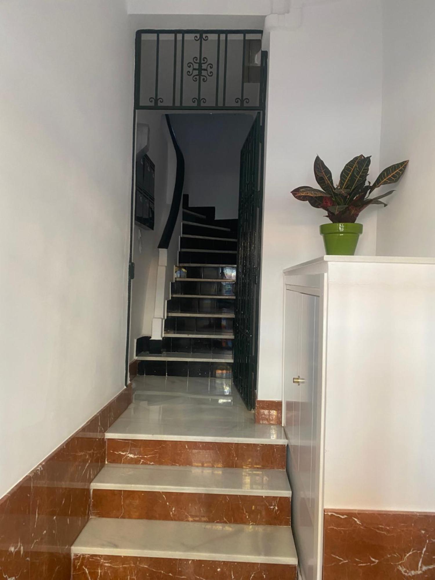 2 Bedroom Virgen De Begona Seville Luaran gambar